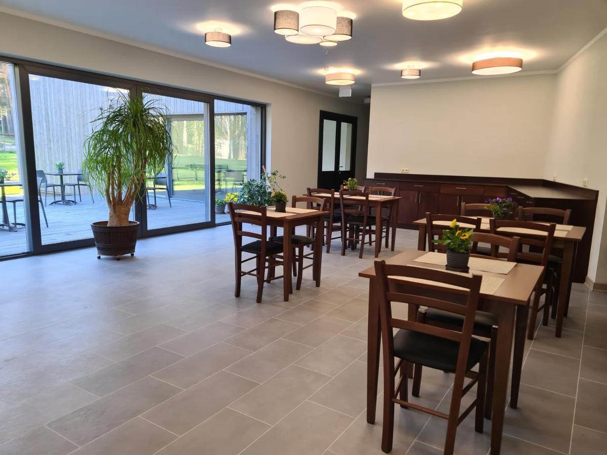 Viesu Nams Upe Hotel Roja Ngoại thất bức ảnh